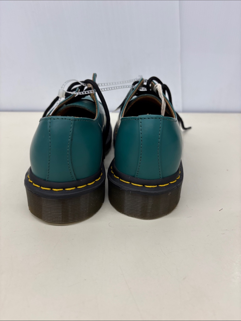 Dr. Martens Teal Lace-Up Oxford Shoes Brand New With Tags NWT Size 7 - Picture 3 of 8